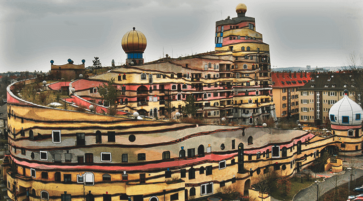 Waldspirale, необычная архитектура